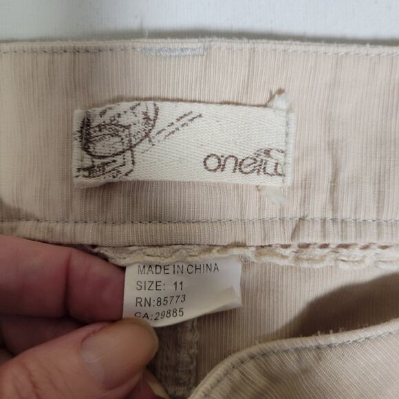 Oneill Capri Cargo Pants Womens 11 Beige Khaki Split Hem Boho Minimalist Coastal - Picture 5 of 10